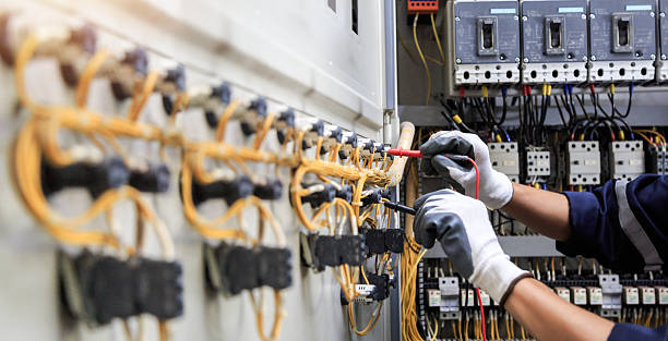 Professional Electrician technician working in Burton, OH